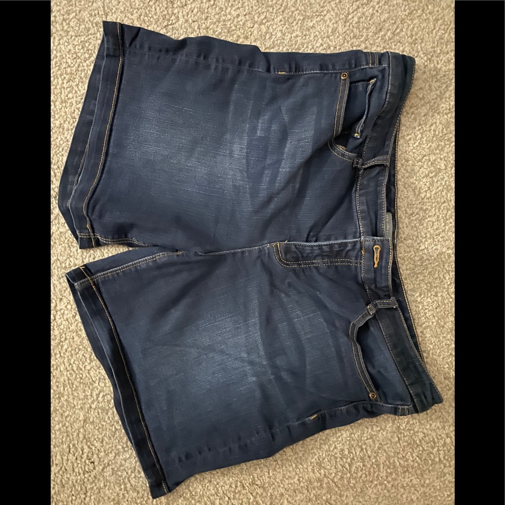Jean shorts size 16 👖